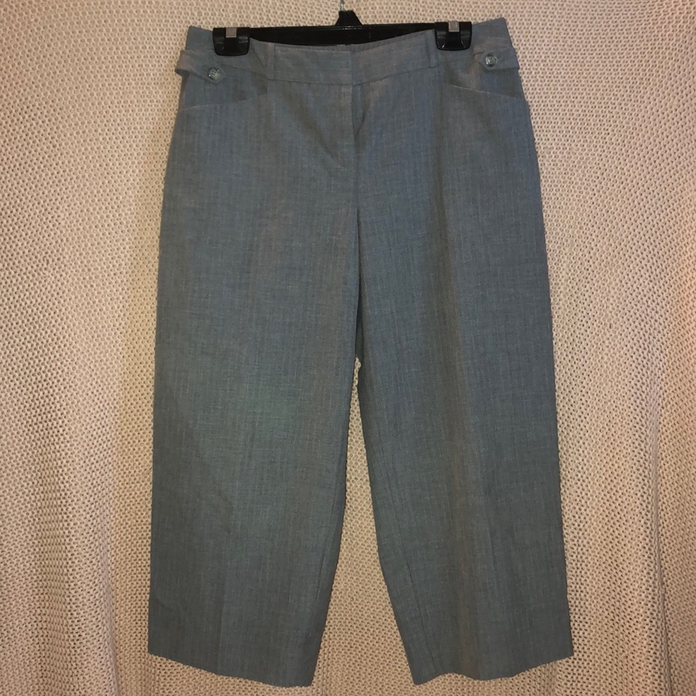 The Limited 6 Lexie Fit Capri Pants